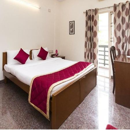 Hotel Felicity Inn Egl By Sky Stays Bangalore Esterno foto