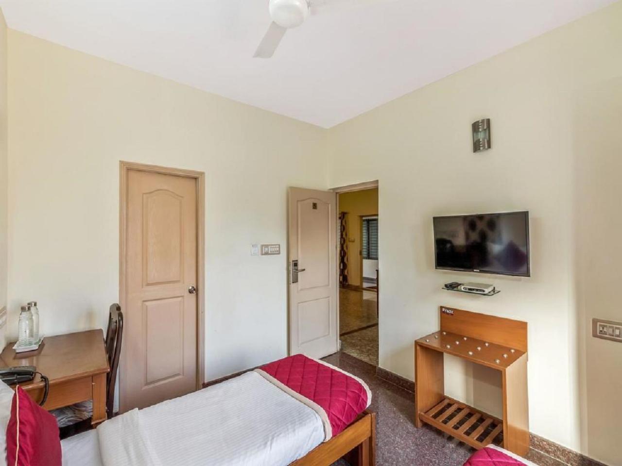 Hotel Felicity Inn Egl By Sky Stays Bangalore Esterno foto
