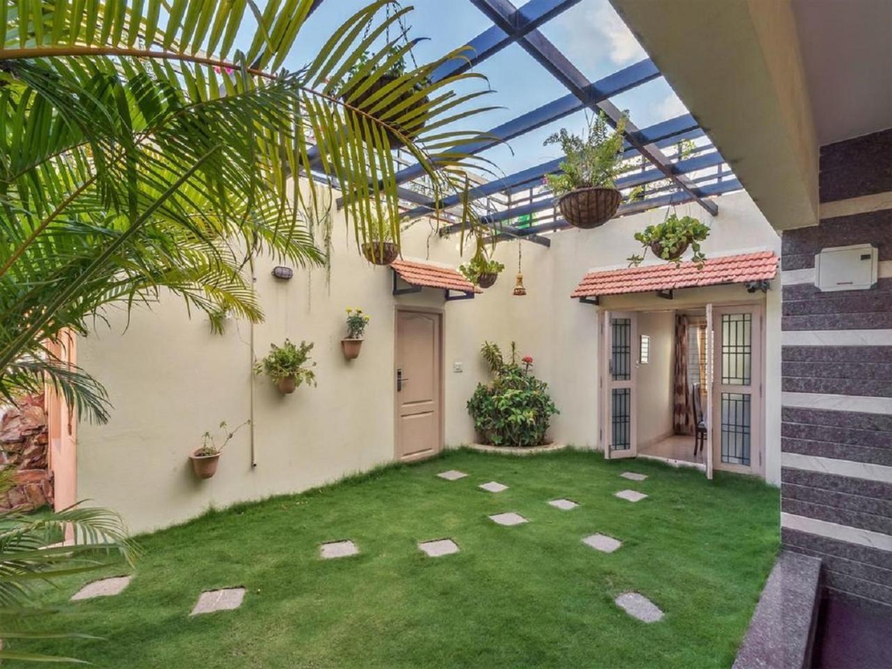 Hotel Felicity Inn Egl By Sky Stays Bangalore Esterno foto
