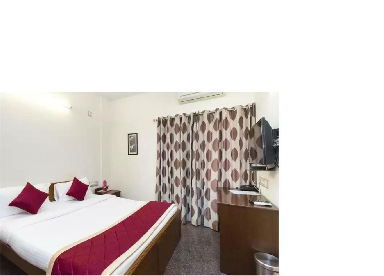 Hotel Felicity Inn Egl By Sky Stays Bangalore Esterno foto